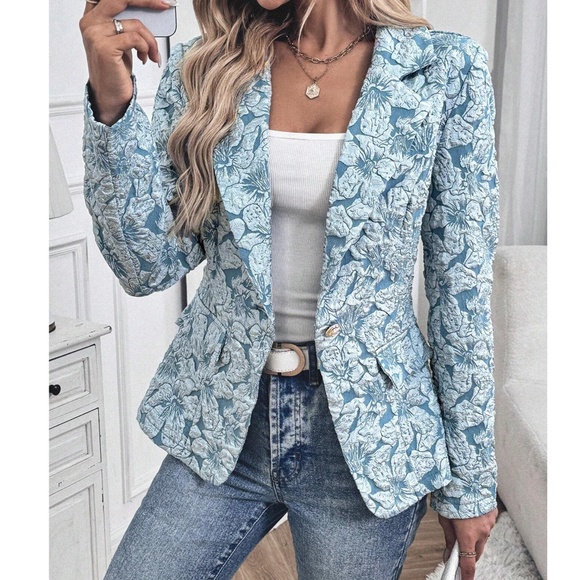 Classic Floral Textured Button Minimalist Blazer - Picture 2 of 10